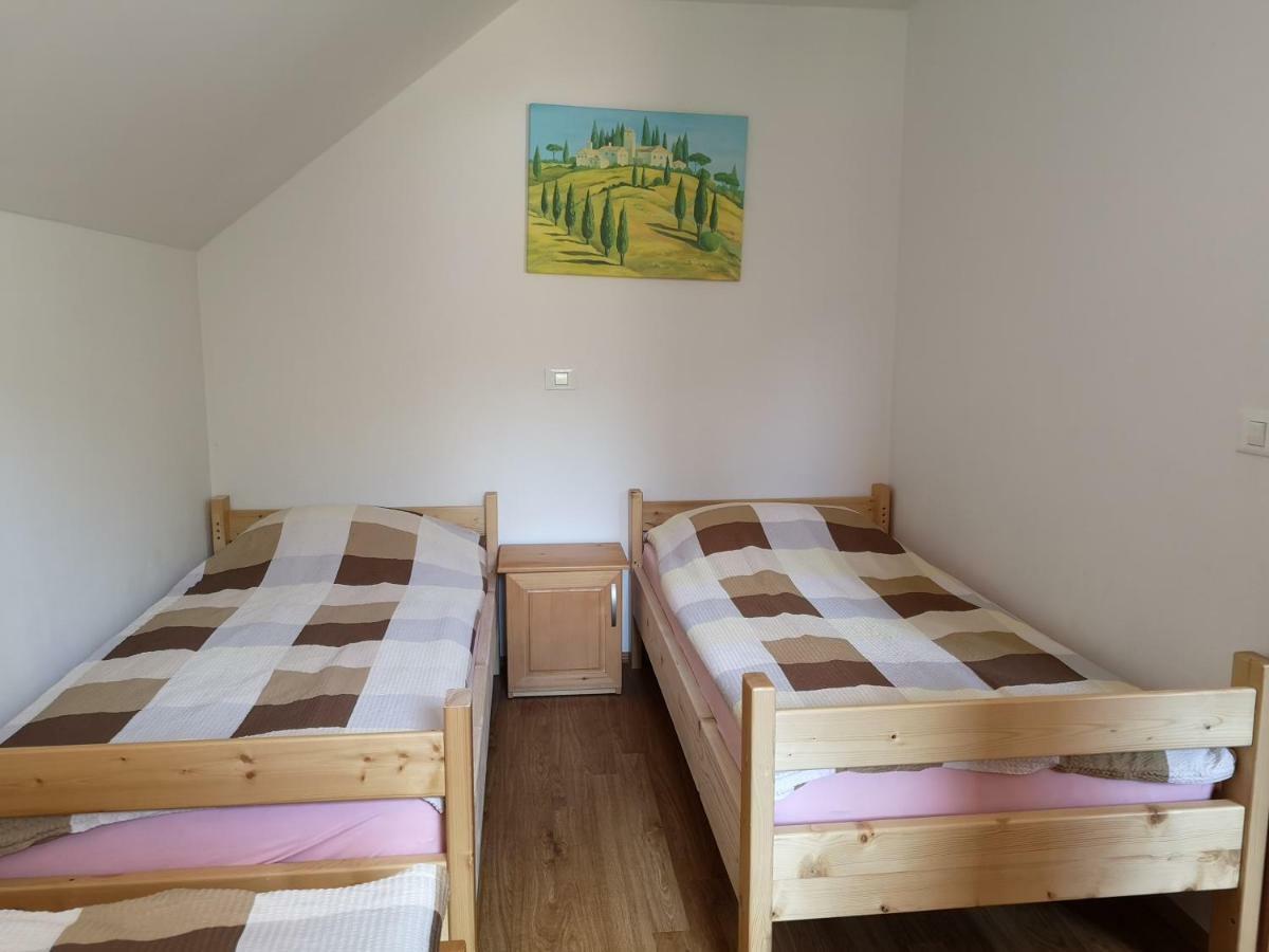 Apartments Trebusak Laze v Tuhinju المظهر الخارجي الصورة
